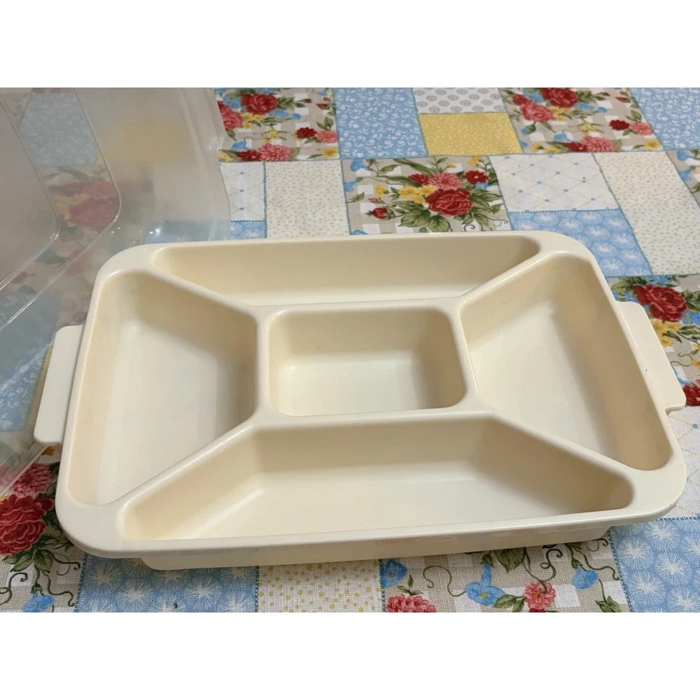 Rubbermaid Servin Saver 0833 Divided Serving Vegetable Tray Almond Vintage